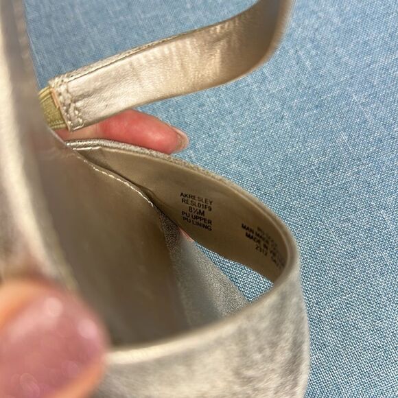 Anne Klein Resley Heeled Round Open Toe Sandals In Gold Size 8.5 - Picture 12 of 12